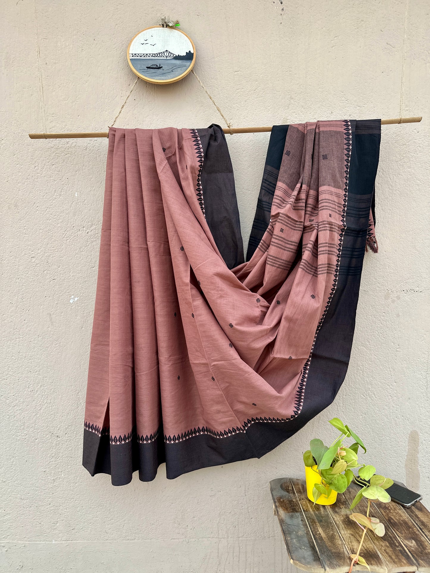 Handwoven Pure Cotton Begampuri Saree with Border and Buta ( Light Cocoa Brown)