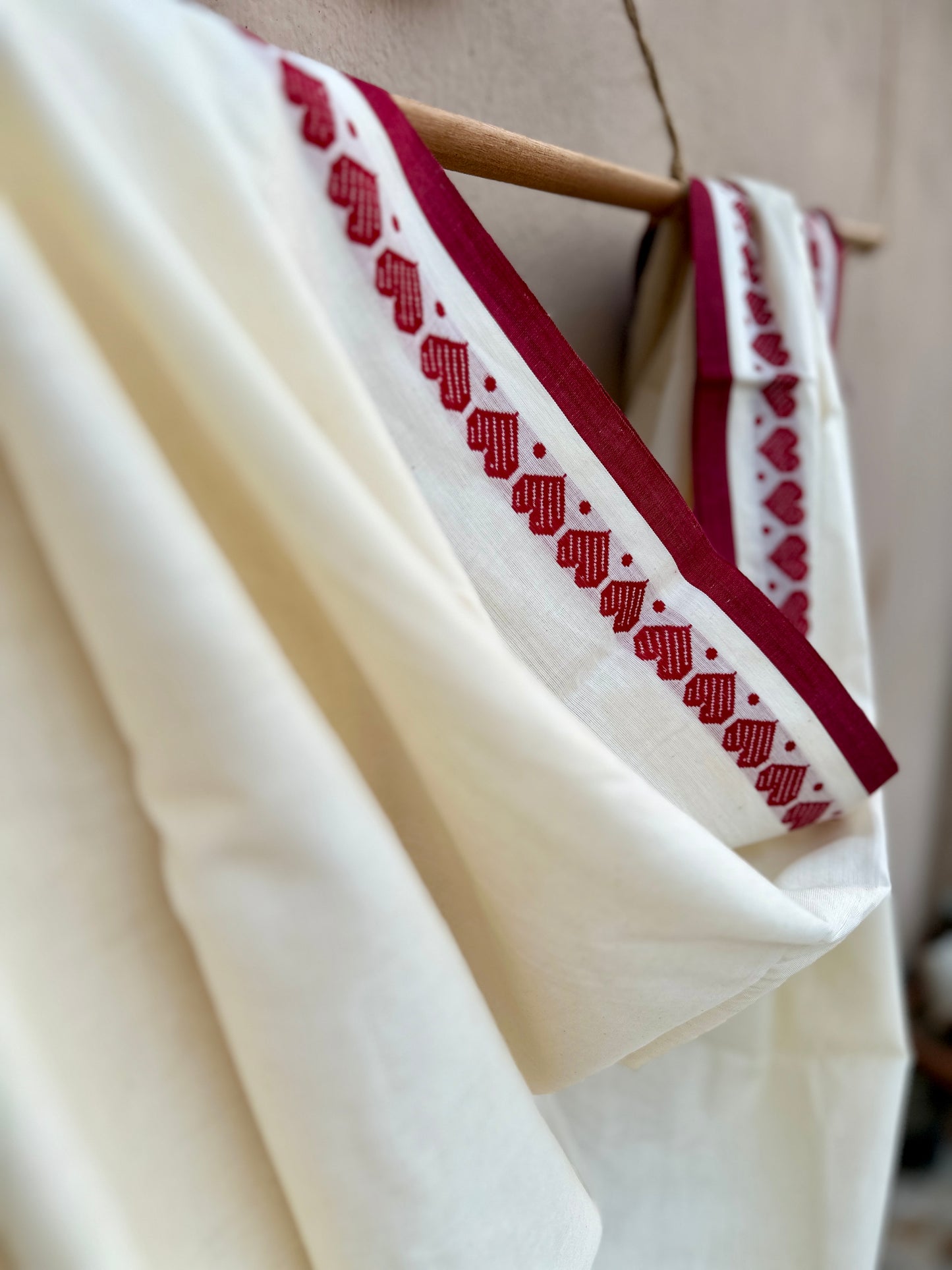 Handwoven Pure Bengal Cotton Saree ( Maroon Border White Saree)