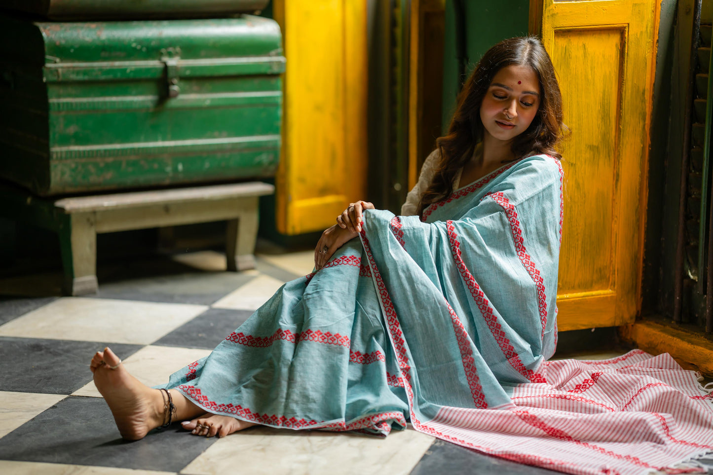 Handwoven Pure Cotton Horizontal Weft Saree